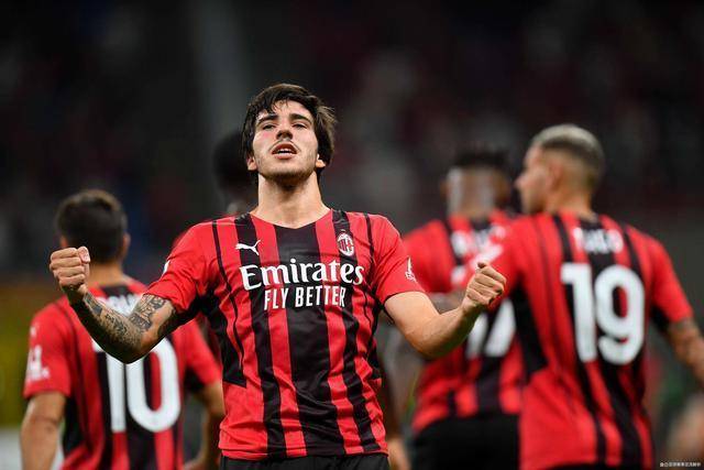 李凯尔首秀11分6篮板 中国男篮不敌意大利男篮